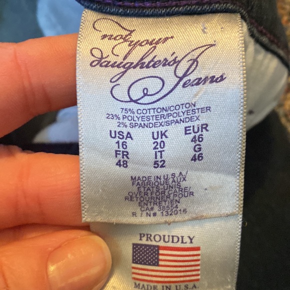 NYDJ size 16 darkwash ankle jeans lift tuck technology straight. Style 38196. - Picture 3 of 3